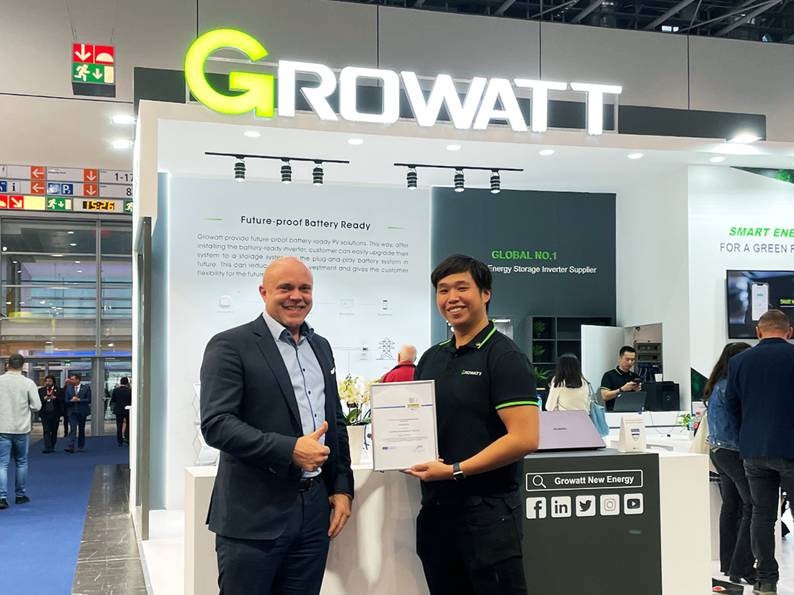 Growatt erhält den SolarProsumerAward© in der Kategorie Wechselrichter